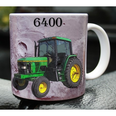 Foto hrneček traktor John Deere 6400